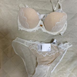 ピーチジョン(PEACH JOHN)のkiki様専用　PEACH JOHN新品未使用D75M(ブラ&ショーツセット)