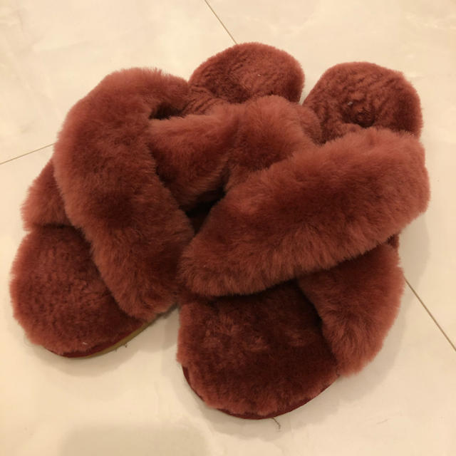 UGG(アグ)のUGGスリッパ メンズの靴/シューズ(その他)の商品写真