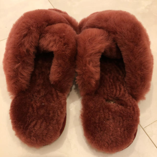 UGG(アグ)のUGGスリッパ メンズの靴/シューズ(その他)の商品写真