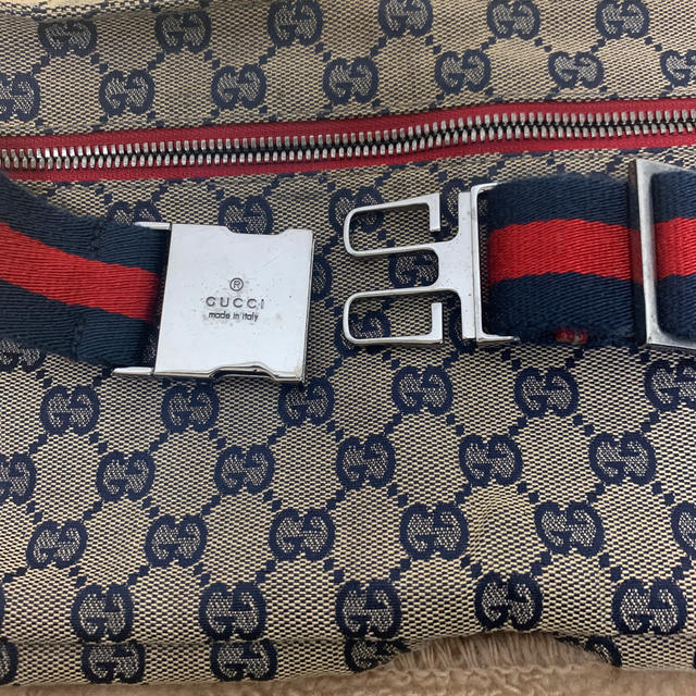 Gucci(グッチ)のGUCCIショルダーバッグ メンズのバッグ(ショルダーバッグ)の商品写真