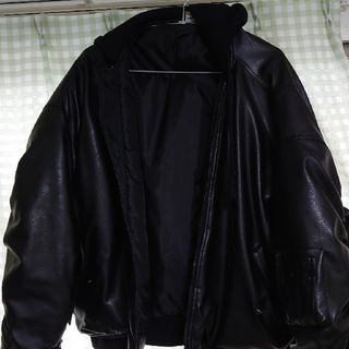 ヴェトモン(VETEMENTS)の【新品 同様】レザー仕様ジャケット vetements(レザージャケット)