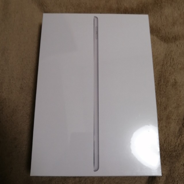 iPad 第7世代 MW752J/A 32GB 10.2インチ Wi-Fi
シ