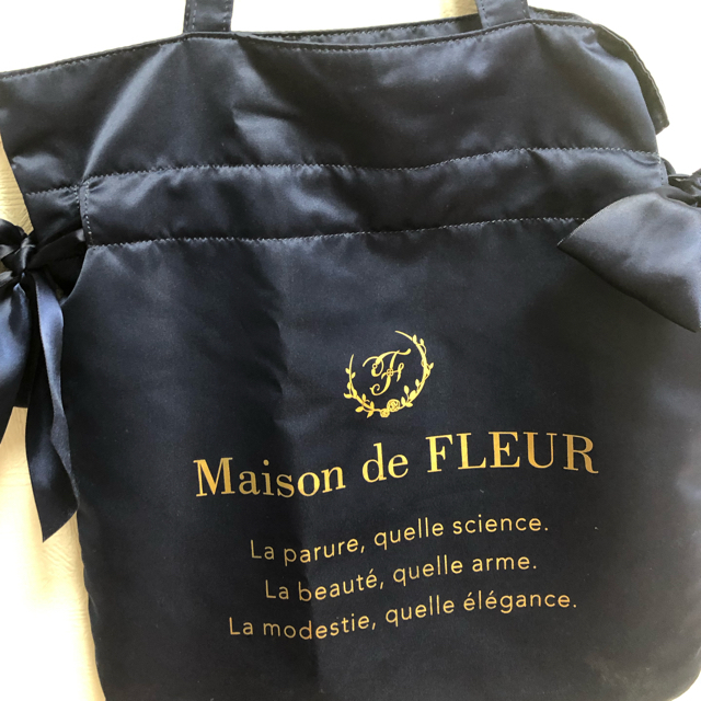 Maison de FLEUR(メゾンドフルール)のMaison de FLEUR ダブルリボントートバック レディースのバッグ(トートバッグ)の商品写真