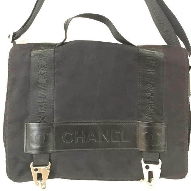 CHANEL(シャネル)のシャネルスポーツラインバック レディースのバッグ(ショルダーバッグ)の商品写真