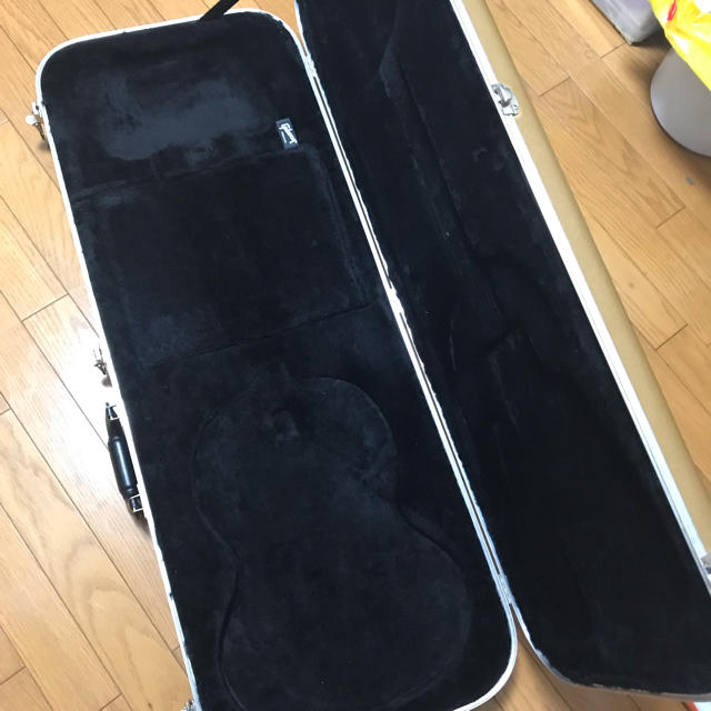 Gibson - ギブソン USA ハードケースの通販 by ※※※十戒's shop Gibson - ギブソン USA ハードケースの通販 by ※※※十戒's shop
