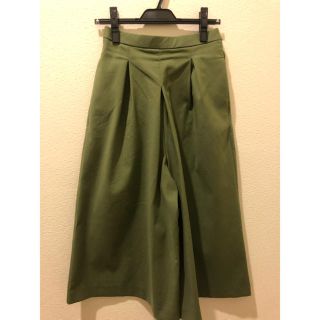 ザラ(ZARA)のZARA ザラ パンツ ワイドパンツ ガウチョパンツ カーキ(カジュアルパンツ)