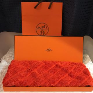 エルメス(Hermes)の国内正規品　新品未使用　エルメスハンドタオル(ハンカチ)