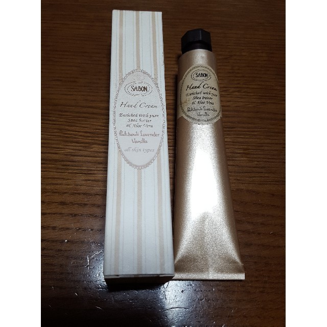 SABON(サボン)の新品　SABON ハンドクリーム　パチュリラベンダーバニラ コスメ/美容のボディケア(ハンドクリーム)の商品写真