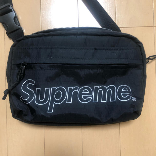 supreme ショルダーバッグ　ブラック