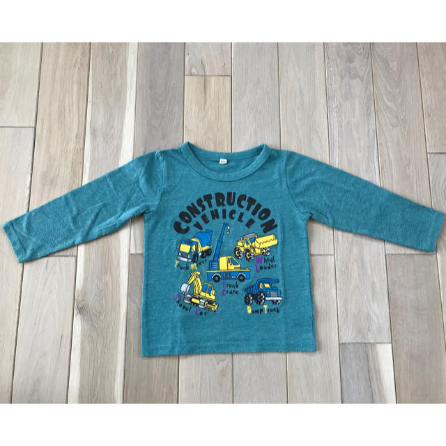 長袖Tシャツ　95㎝ キッズ/ベビー/マタニティのキッズ服男の子用(90cm~)(Tシャツ/カットソー)の商品写真