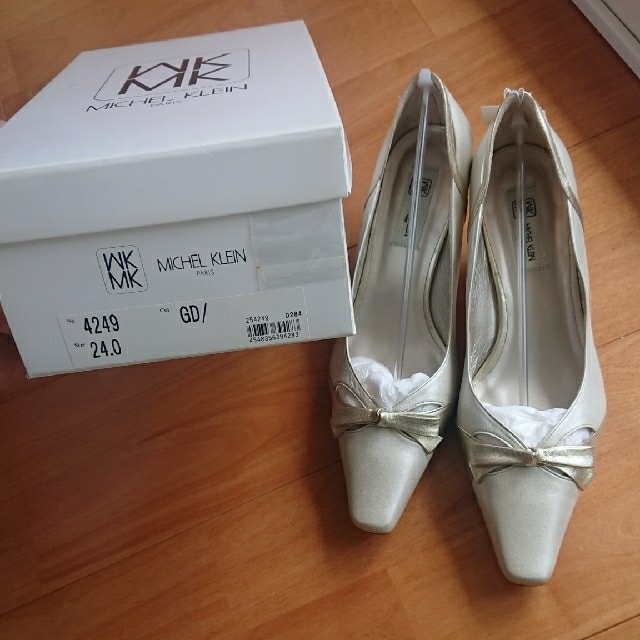 MK MICHEL KLEIN(エムケーミッシェルクラン)の新品 パンプス ベージュ 24cm レディースの靴/シューズ(ハイヒール/パンプス)の商品写真