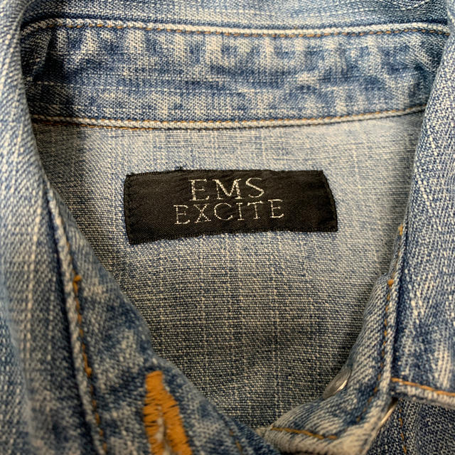 EMSEXCITE(エムズエキサイト)のEMS EXCITE ダメージデニムジャケット＊美品 レディースのジャケット/アウター(Gジャン/デニムジャケット)の商品写真