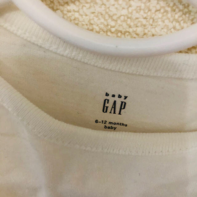 babyGAP(ベビーギャップ)のbabyGAP フリル付きタンクロンパース キッズ/ベビー/マタニティのベビー服(~85cm)(ロンパース)の商品写真