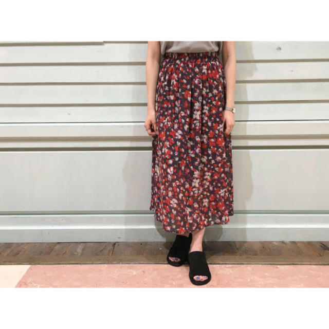 Kastane(カスタネ)の《2/4処分》 💚kastane 花柄スカート レディースのスカート(ロングスカート)の商品写真