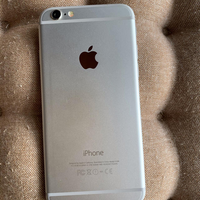 iPhone(アイフォーン)のiPhone6 ドコモ　中古本体のみ　美品だと思います スマホ/家電/カメラのスマートフォン/携帯電話(スマートフォン本体)の商品写真