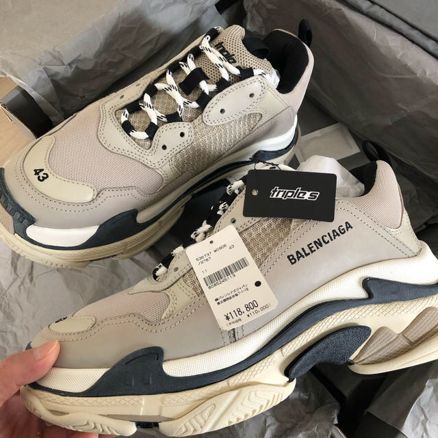 高級感 Balenciaga バレンシアガ triples 金曜日まで fighatbalenciaga