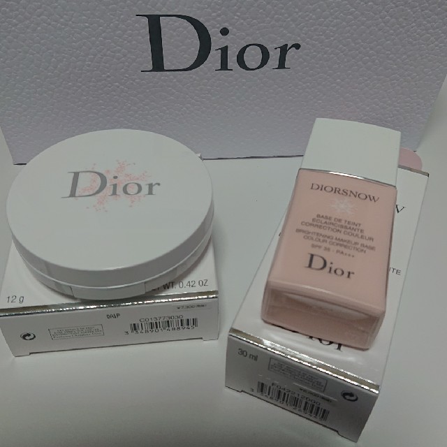 Dior(ディオール)の◆Diorディオール◆新作スノー◆１回使用品◆美品◆ 下地&ファンデをセット◆ コスメ/美容のベースメイク/化粧品(ファンデーション)の商品写真