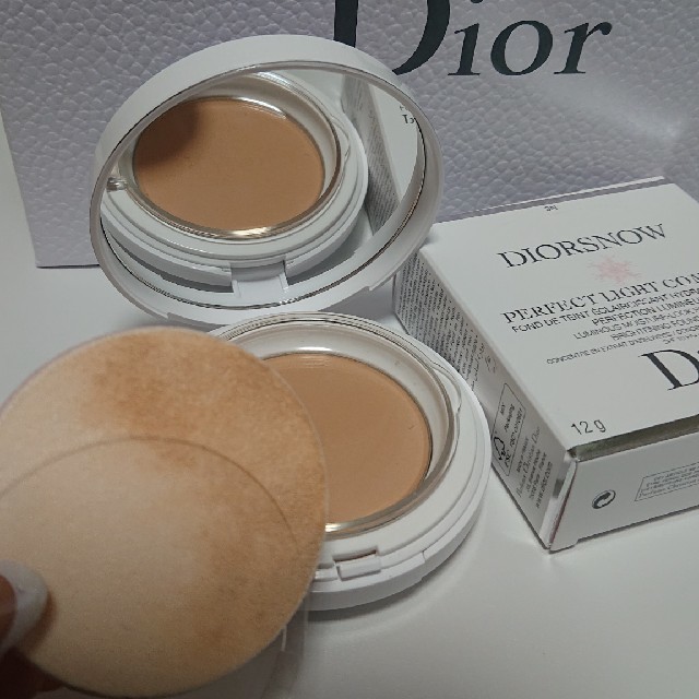 Dior(ディオール)の◆Diorディオール◆新作スノー◆１回使用品◆美品◆ 下地&ファンデをセット◆ コスメ/美容のベースメイク/化粧品(ファンデーション)の商品写真