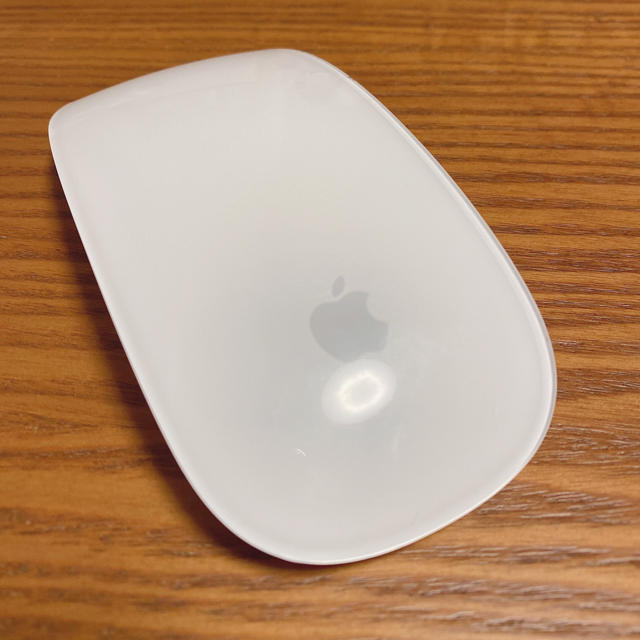 Apple(アップル)のApple Magic Mouse 中古 スマホ/家電/カメラのPC/タブレット(PC周辺機器)の商品写真