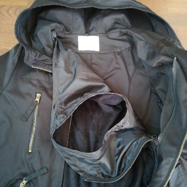 male`t  me't　ブラック　ジャケット レディースのジャケット/アウター(スプリングコート)の商品写真