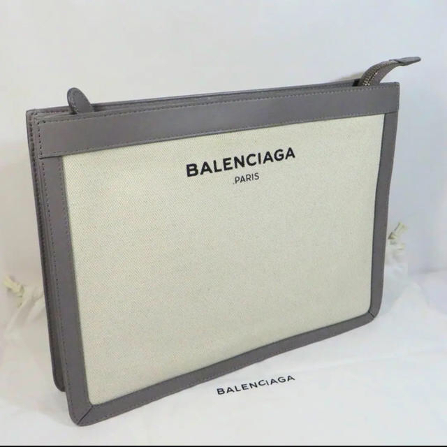 BALENCIAGA PARIS バレンシアガのレザークラッチバッグ