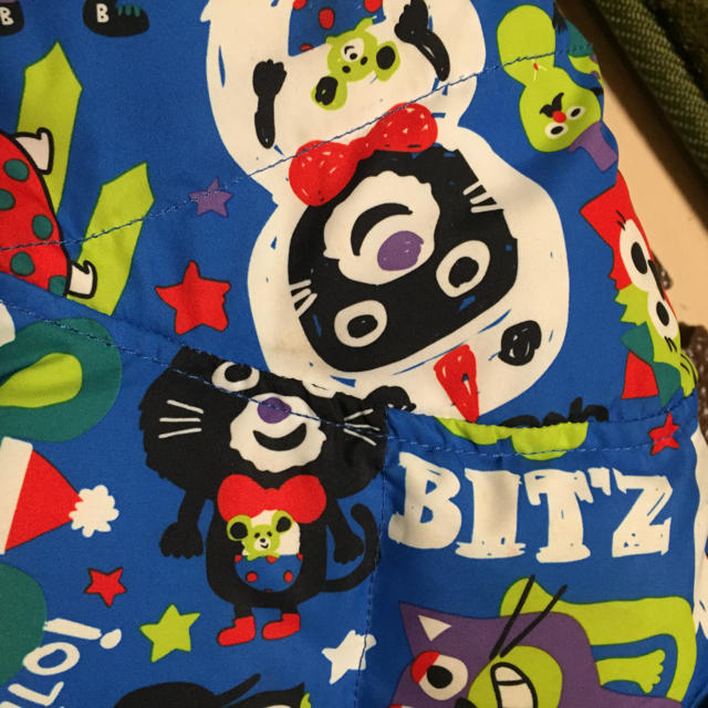 Bit'z(ビッツ)のBit'z リバーシブルダウン100㎝ キッズ/ベビー/マタニティのキッズ服男の子用(90cm~)(ジャケット/上着)の商品写真