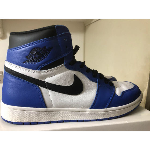 NIKE(ナイキ)のNIKE AIR JORDAN 1 RETRO HI OG GAME ROYAL メンズの靴/シューズ(スニーカー)の商品写真