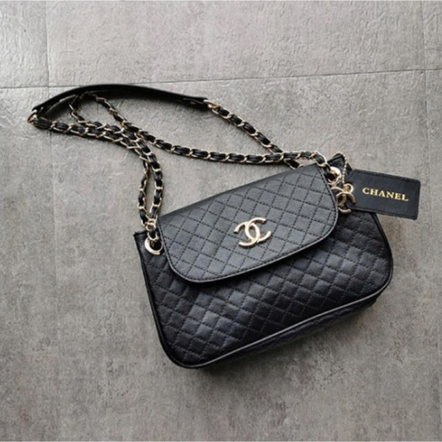 CHANEL(シャネル)のシャネル　ノベルティ　バッグ レディースのバッグ(ショルダーバッグ)の商品写真