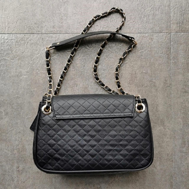 CHANEL(シャネル)のシャネル　ノベルティ　バッグ レディースのバッグ(ショルダーバッグ)の商品写真