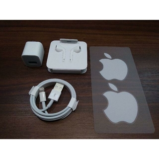 アップル(Apple)のApple iphone 純正イヤホン・充電ケーブル(ヘッドフォン/イヤフォン)
