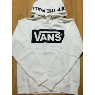 ヴァンズ(VANS)のトレーナー 白(スウェット)