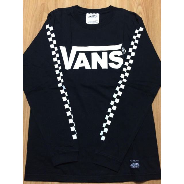 VANS(ヴァンズ)のロンT 黒 メンズのトップス(Tシャツ/カットソー(七分/長袖))の商品写真