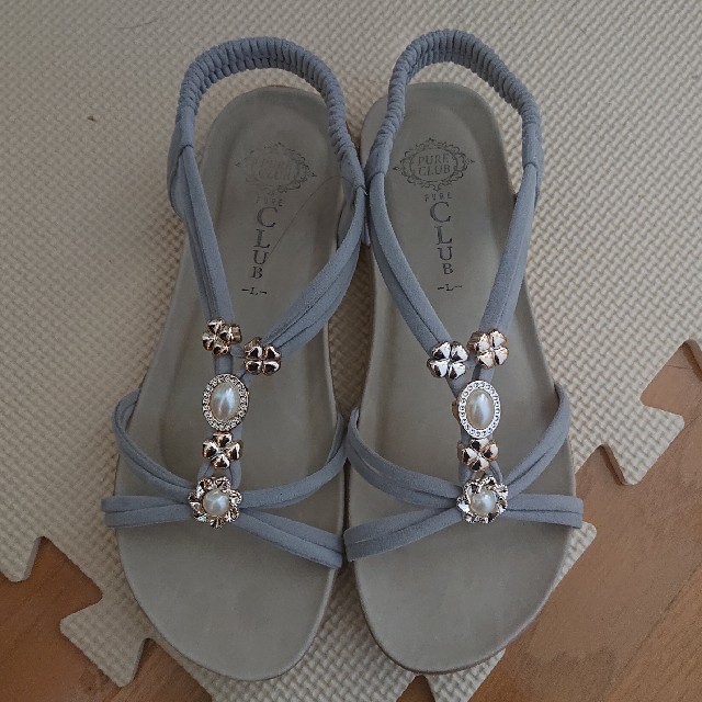 SUNNY ROOM☘️クローバーモチーフ☘️サンダル レディースの靴/シューズ(サンダル)の商品写真