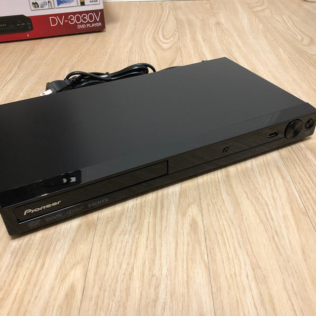 Pioneer(パイオニア)の週末値下げ中！DVDプレイヤー　Pioneer DV-3030V スマホ/家電/カメラのテレビ/映像機器(DVDプレーヤー)の商品写真