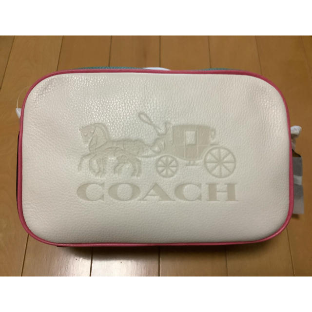 新品■coach コーチ ジェス クロスボディバッグ アイボリー　ダブルジッパースリットポケット×１内側