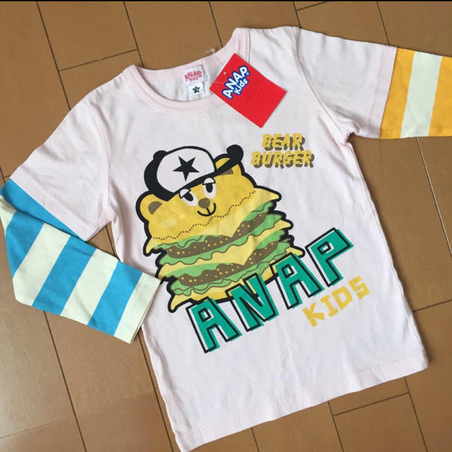 ANAP Kids(アナップキッズ)の【ANAP】ロングスリーブTシャツ（長袖）アナップキッズ  110サイズ キッズ/ベビー/マタニティのキッズ服女の子用(90cm~)(Tシャツ/カットソー)の商品写真