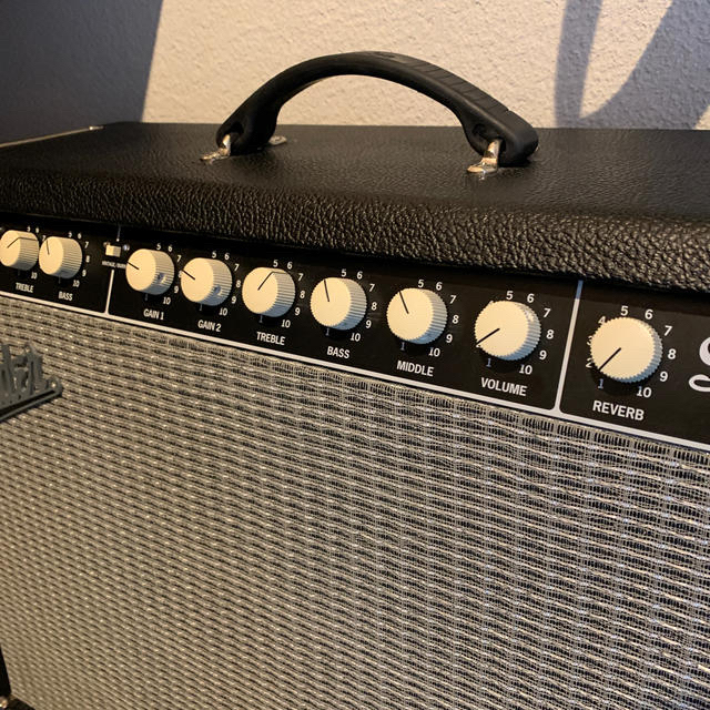 Fender super-sonic 22W
