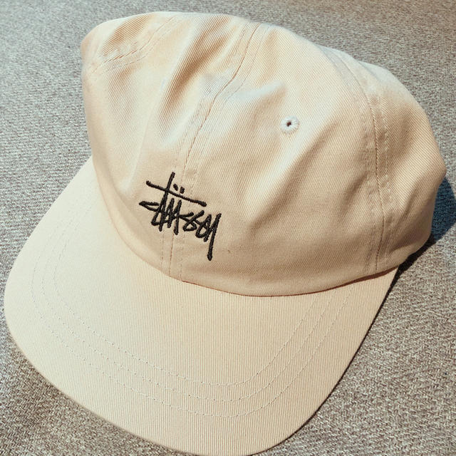 STUSSY(ステューシー)のsttusy キャップ レディースの帽子(キャップ)の商品写真