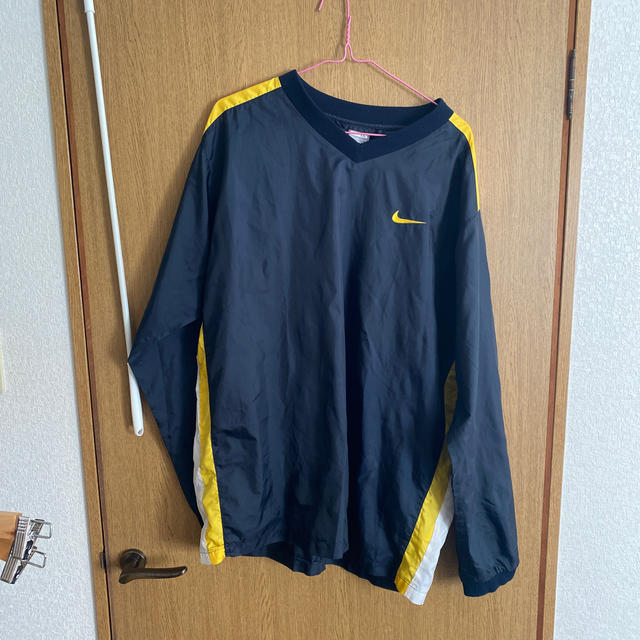 NIKE(ナイキ)の服 スポーツ/アウトドアのトレーニング/エクササイズ(ウォーキング)の商品写真