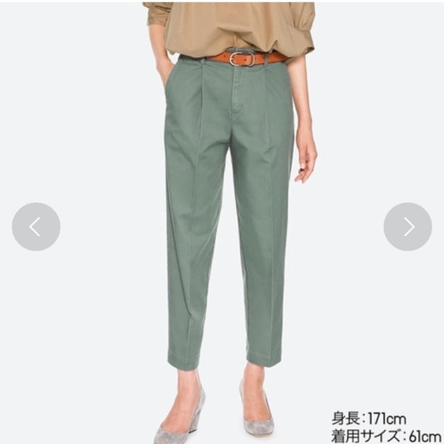 UNIQLO(ユニクロ)のUNIQLO コットンテーパードアンクルパンツ（標準丈） レディースのパンツ(カジュアルパンツ)の商品写真