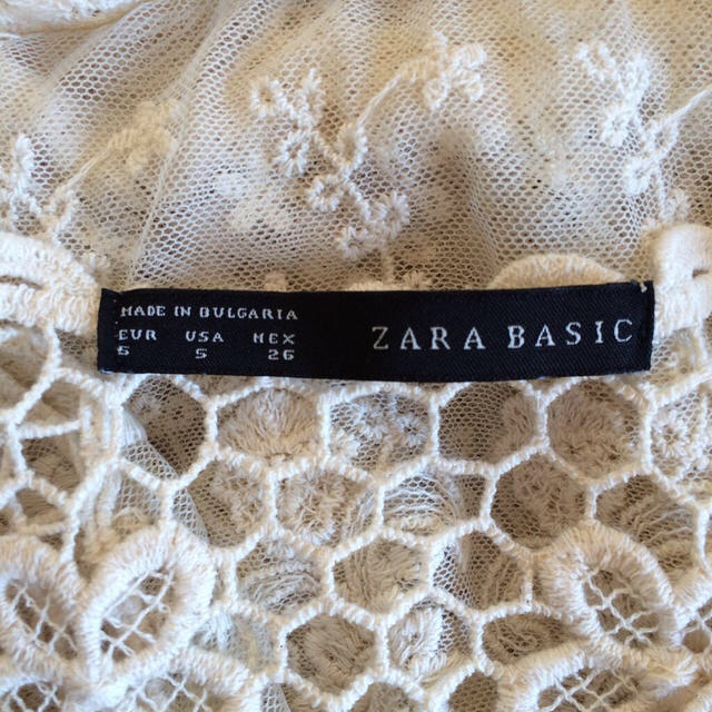 ZARA(ザラ)のレーストップス レディースのトップス(シャツ/ブラウス(長袖/七分))の商品写真
