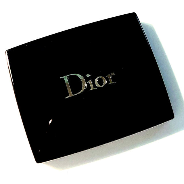 Dior(ディオール)のDior サンク クルール 837 デビリッシュ コスメ/美容のベースメイク/化粧品(アイシャドウ)の商品写真