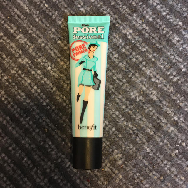 Benefit(ベネフィット)の【7末削除】新品 benefit POREfessional 22ml コスメ/美容のベースメイク/化粧品(化粧下地)の商品写真