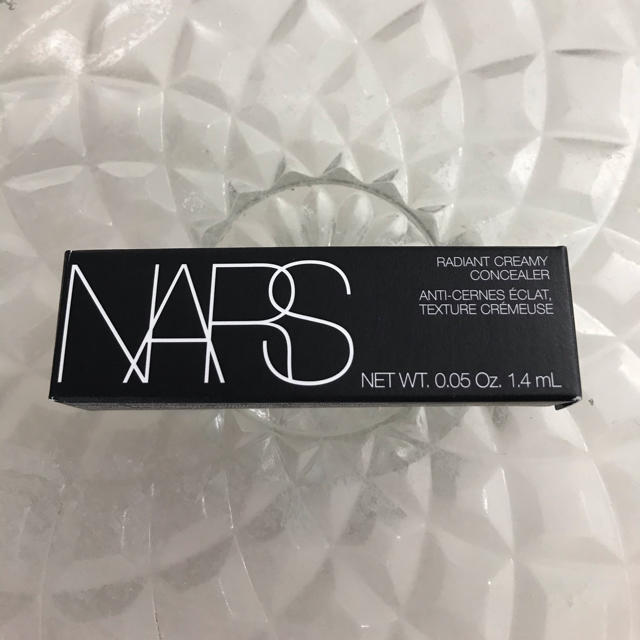 NARS(ナーズ)のNARS ラディアントクリーミーコンシーラー　1242  1.4ml ミニサイズ コスメ/美容のベースメイク/化粧品(コンシーラー)の商品写真
