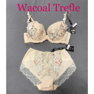 ワコール(Wacoal)のわんこ部長様ご確認用！ Trefleトレフル ブラジャー &ショーツ セット(ブラ&ショーツセット)