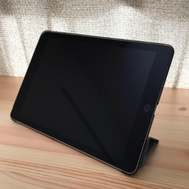 iPad第6世代 2018 WiFiモデル 128GB 【値下げ】 1