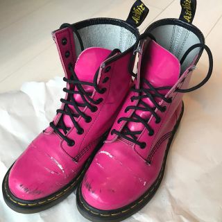 ドクターマーチン(Dr.Martens)の【中古】ドクターマーチン★ピンク★パテントレザー(ブーツ)