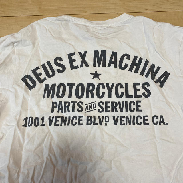 Deus ex Machina(デウスエクスマキナ)のDeus Tシャツ メンズのトップス(Tシャツ/カットソー(半袖/袖なし))の商品写真