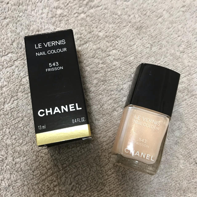 CHANEL(シャネル)の【超美品】シャネル ヴェルニ 543 フリソン コスメ/美容のネイル(マニキュア)の商品写真