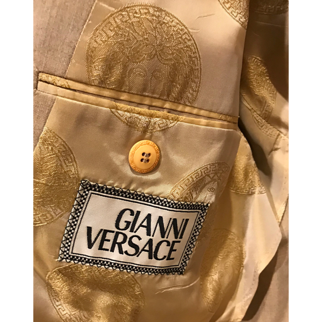 Gianni Versace(ジャンニヴェルサーチ)のGianniVersace シルク100% セットアップ メンズのスーツ(セットアップ)の商品写真